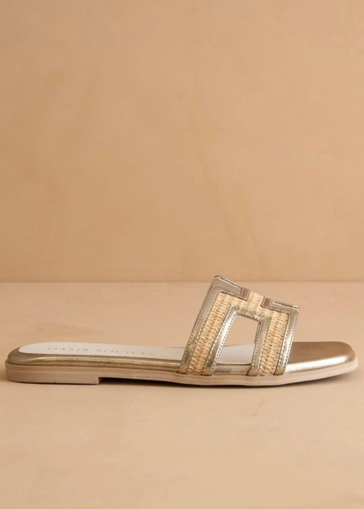 Aesthetic Ena Raffia Slide