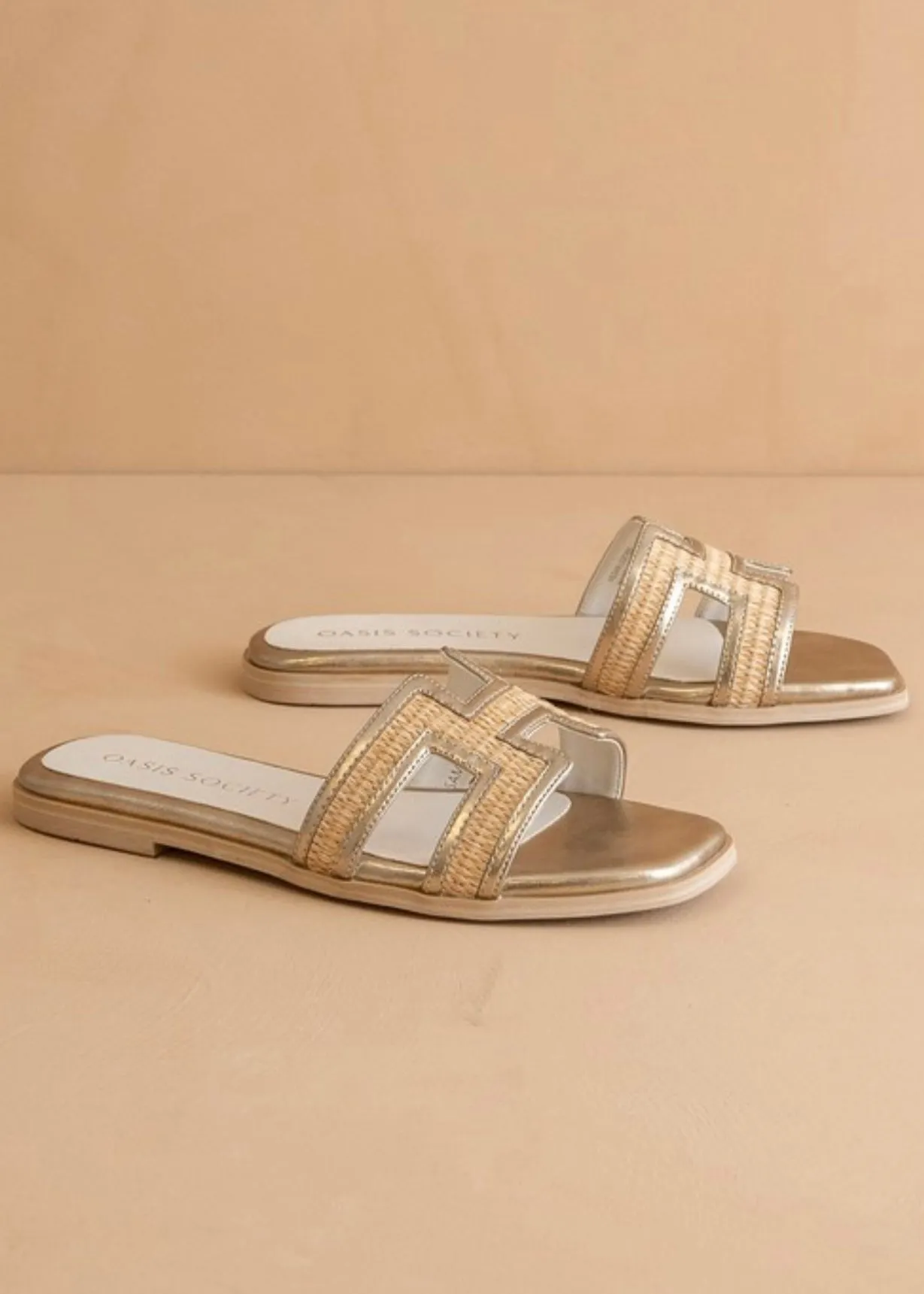 Aesthetic Ena Raffia Slide