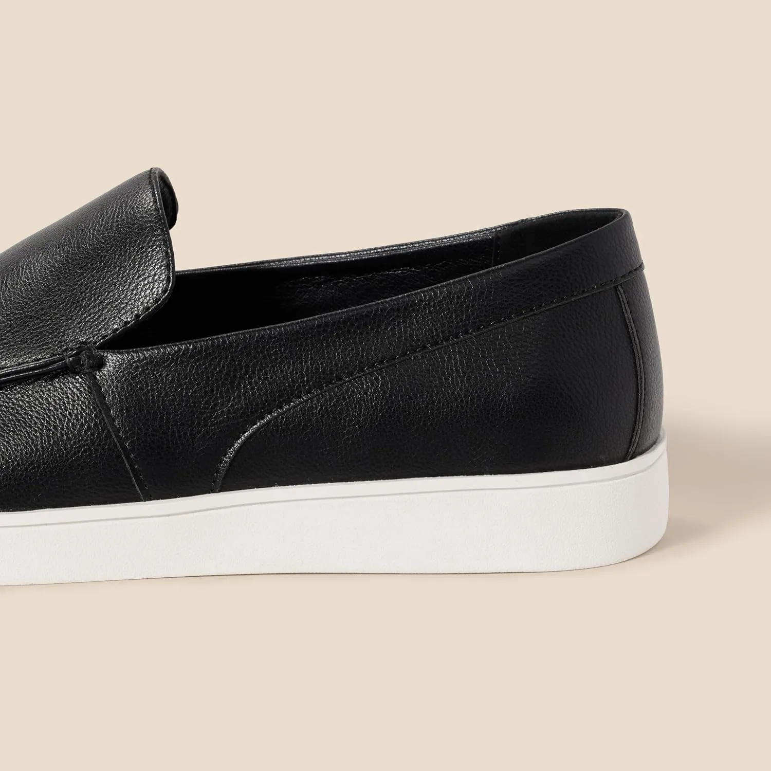 Amazon Essentials Men's Slip-on Loafer Sneakers