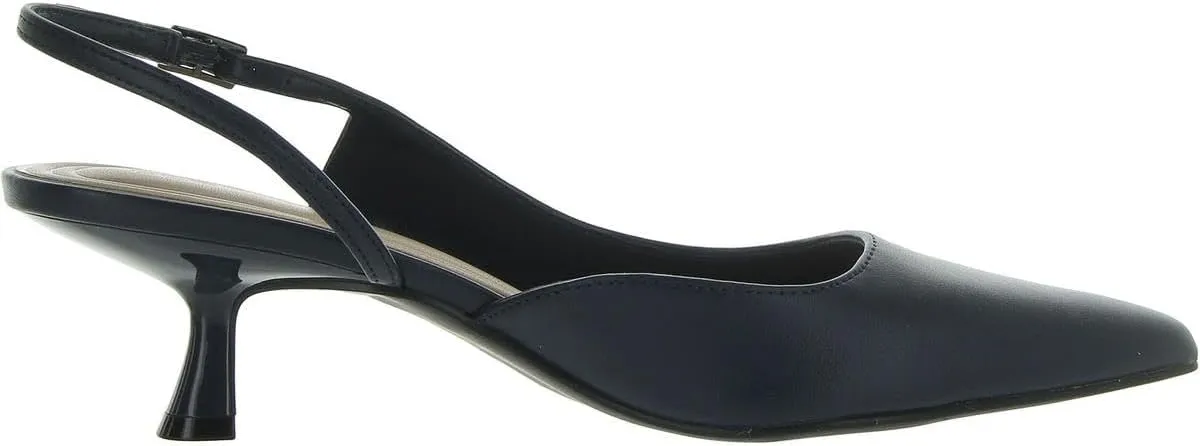 BCBGeneration Women's Kittie-2 Pump
