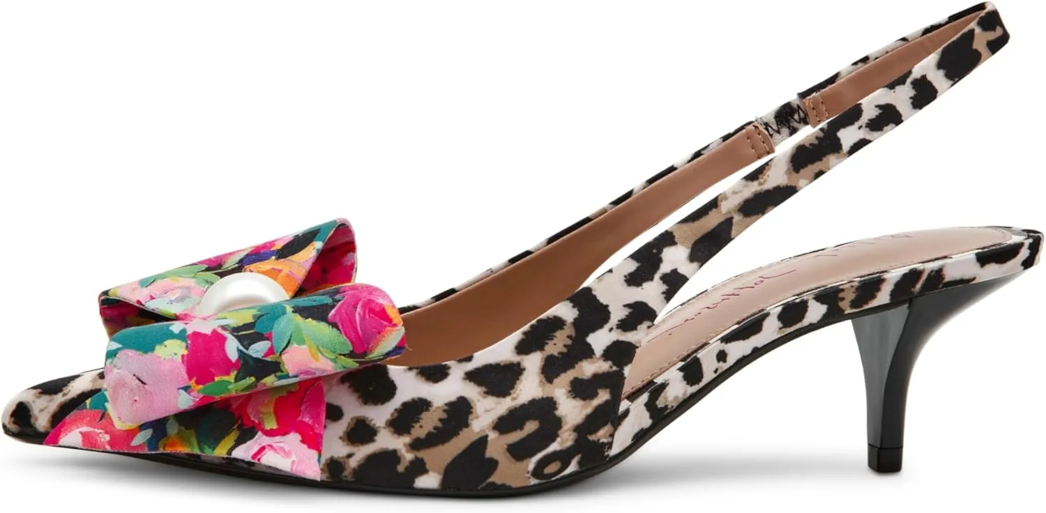 Betsey Johnson Women's Claira Pump