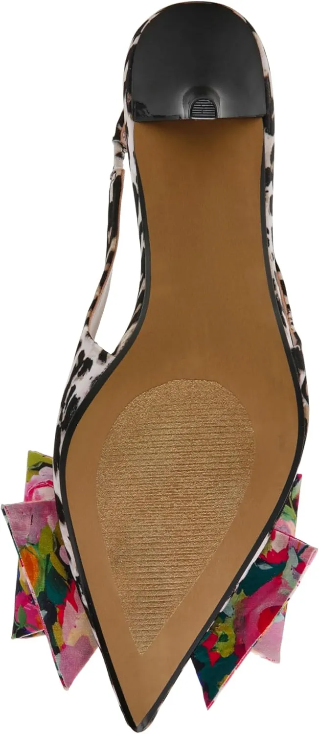 Betsey Johnson Women's Claira Pump
