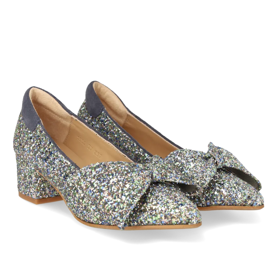 Bow pump in sparkling glitter