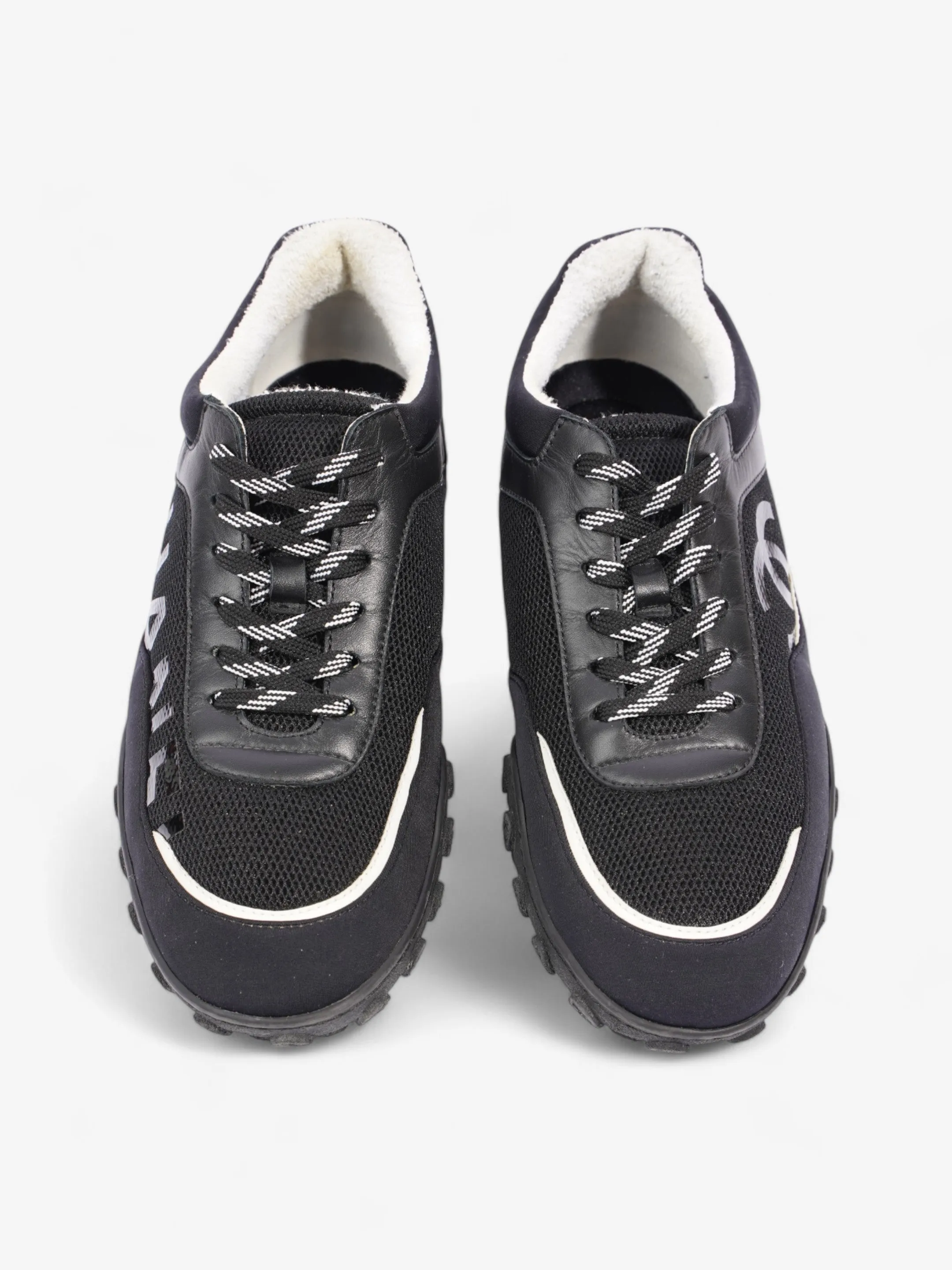 Chanel Low Top Sneaker Black / White Mesh EU 41 UK 8
