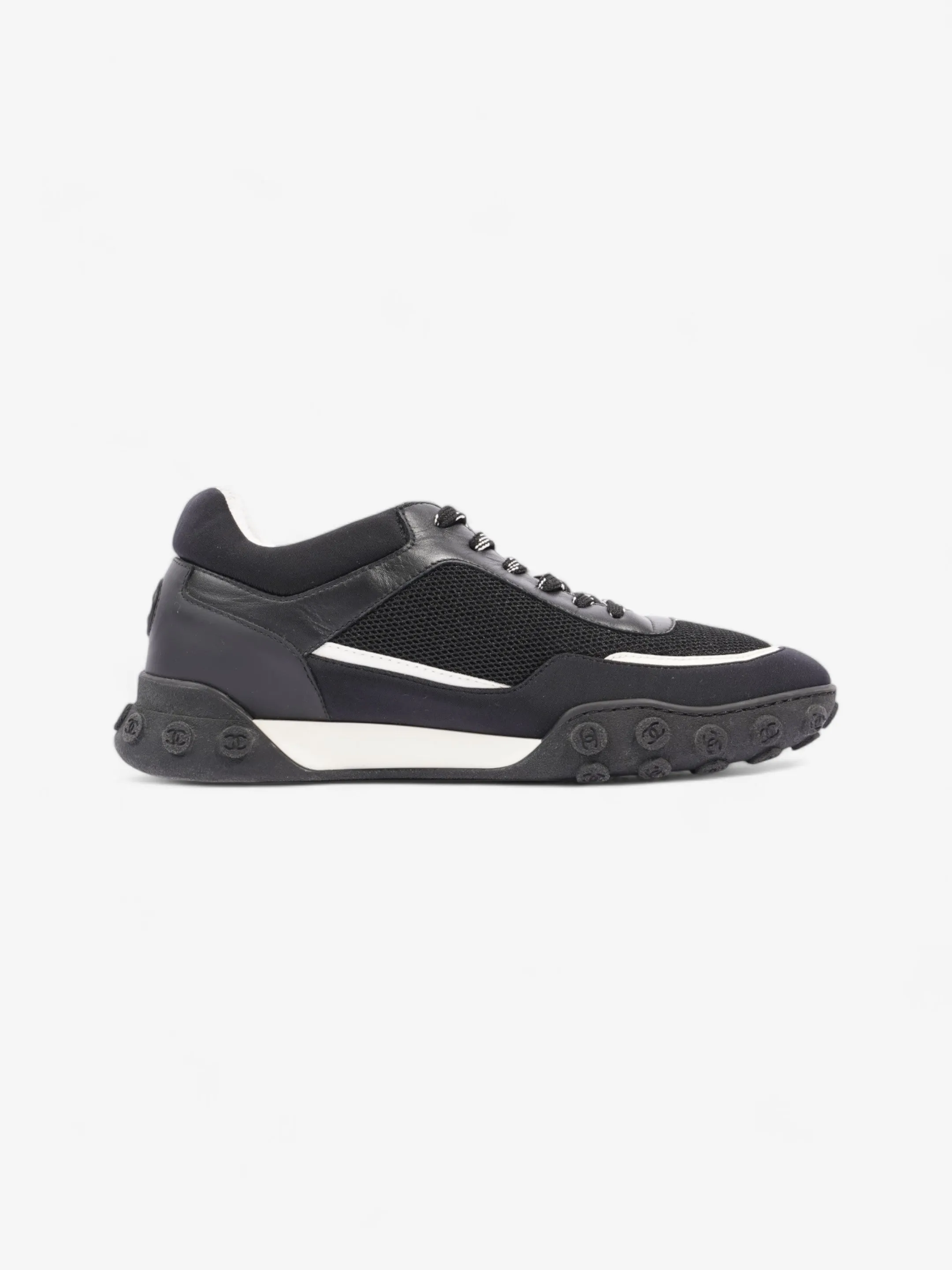 Chanel Low Top Sneaker Black / White Mesh EU 41 UK 8