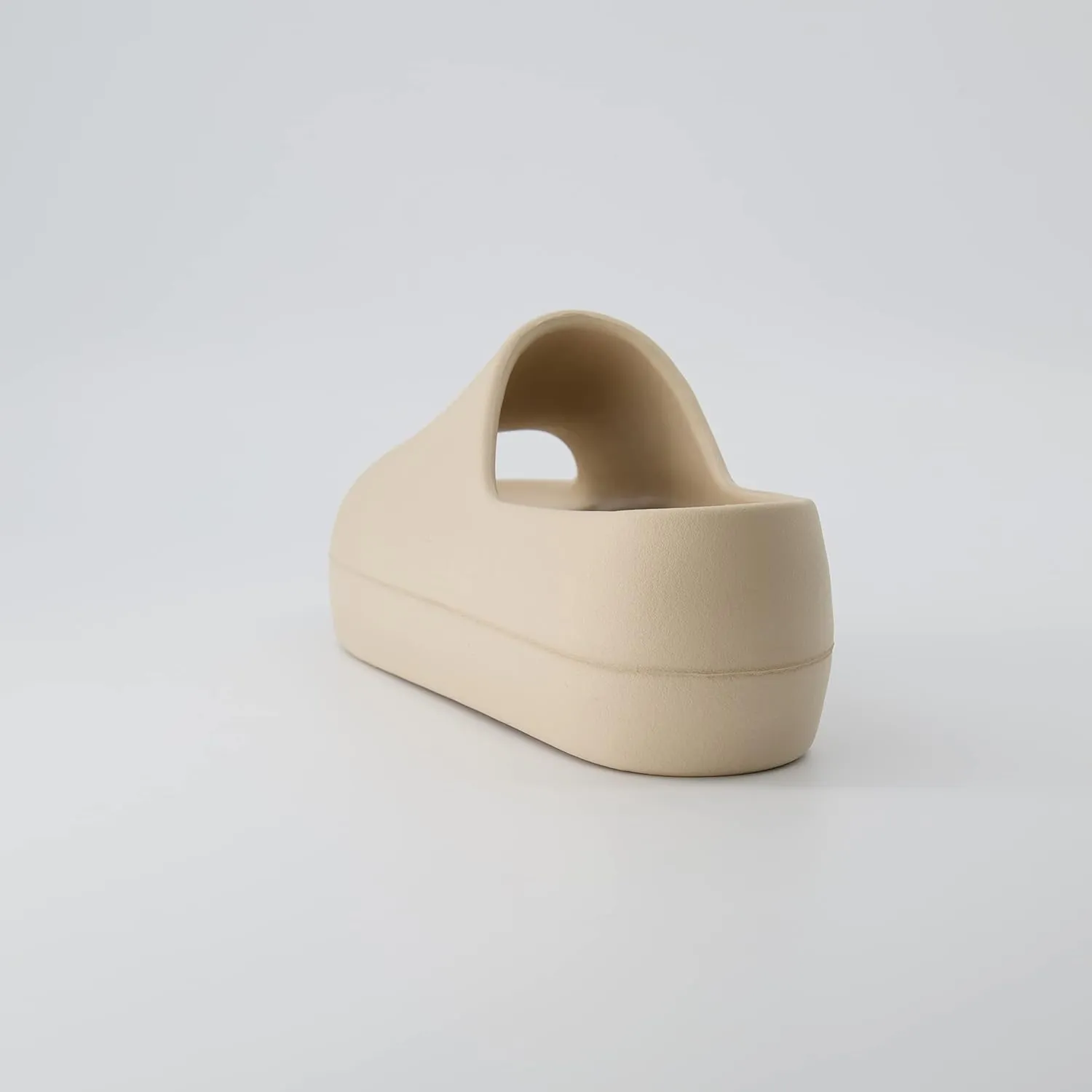 CUSHIONAIRE Women's Harrison platform slide sandal with  Comfort