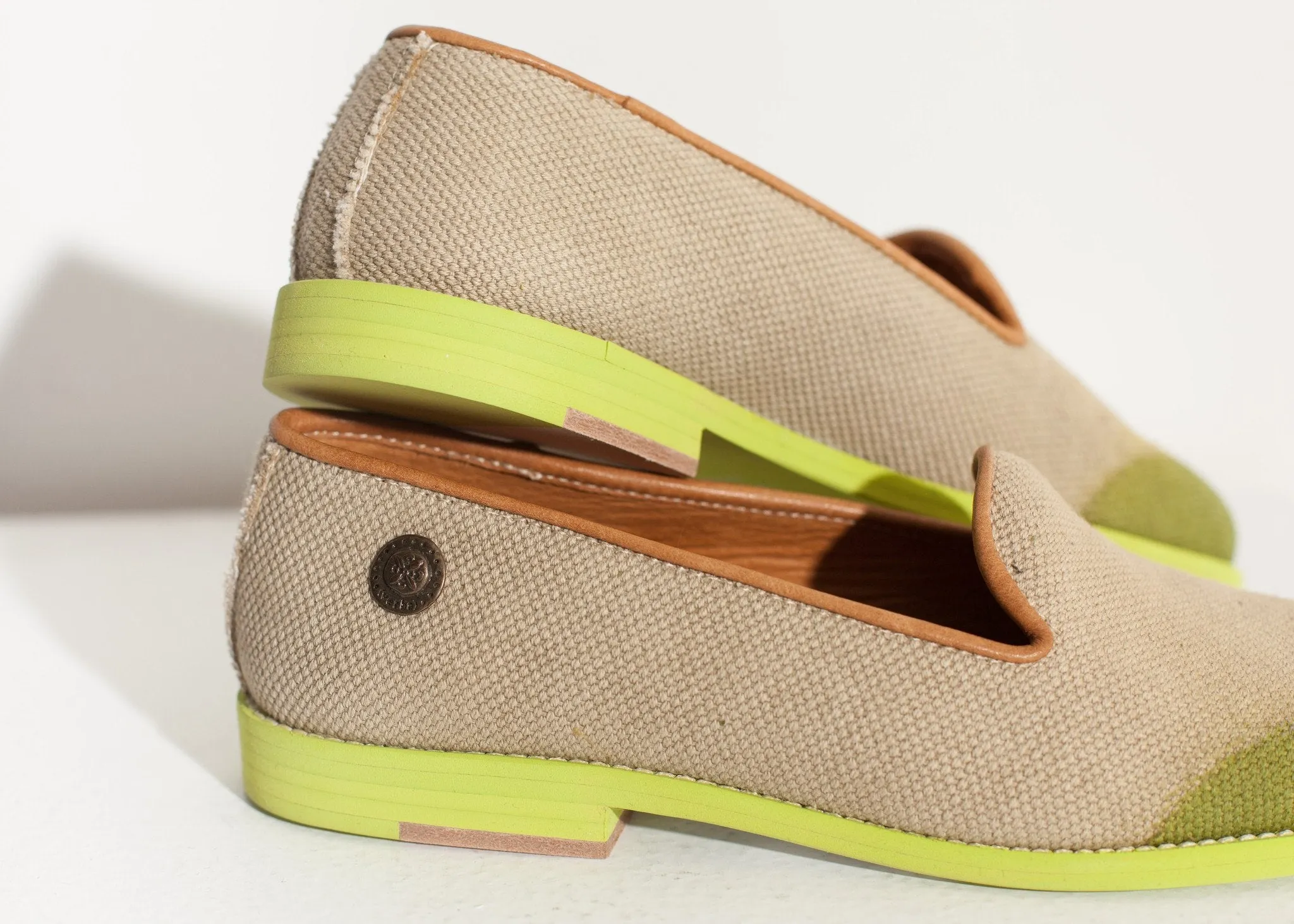 Efficient delivery Lime in Efficient global logistics Wingtip Loafer