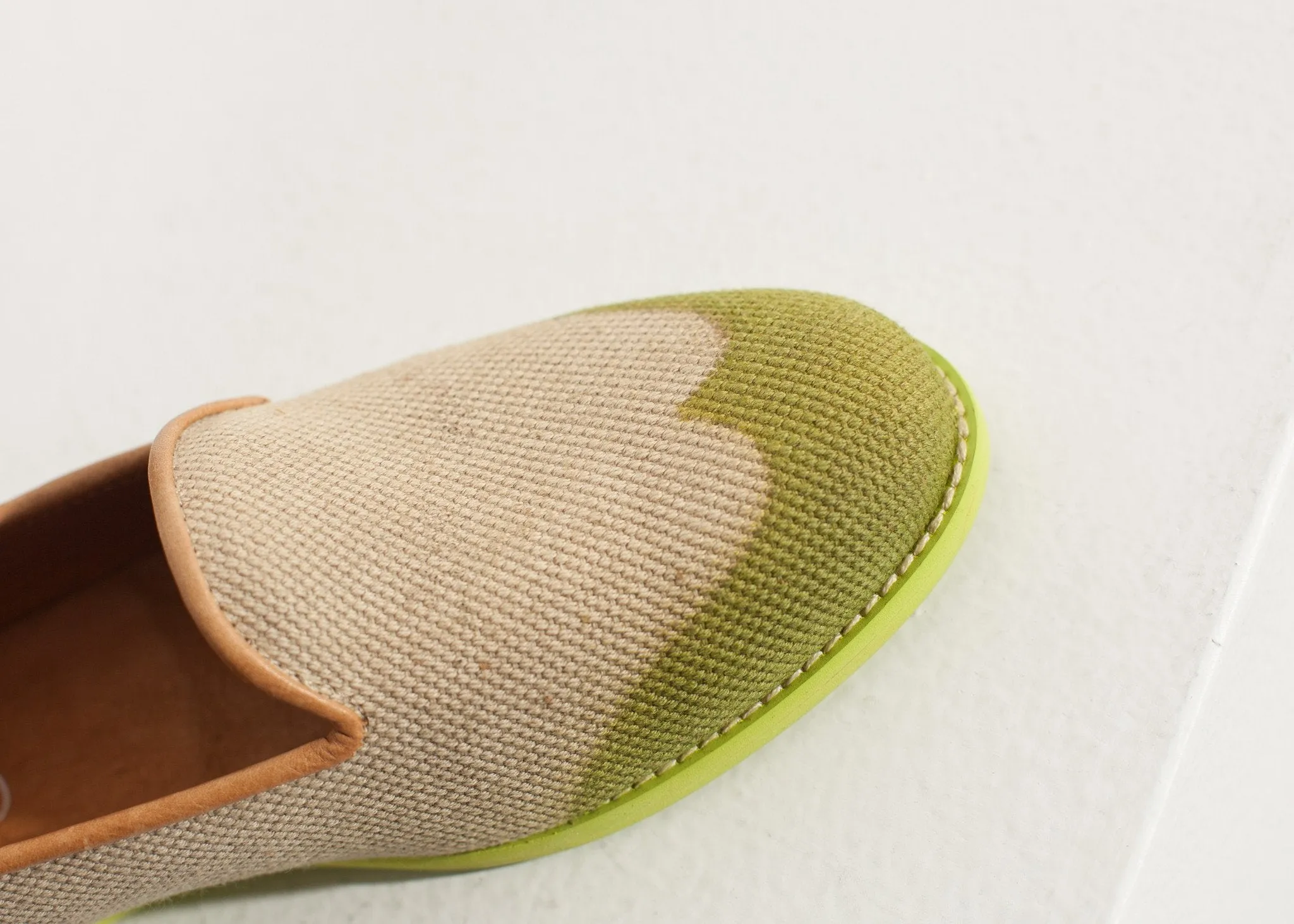 Efficient delivery Lime in Efficient global logistics Wingtip Loafer