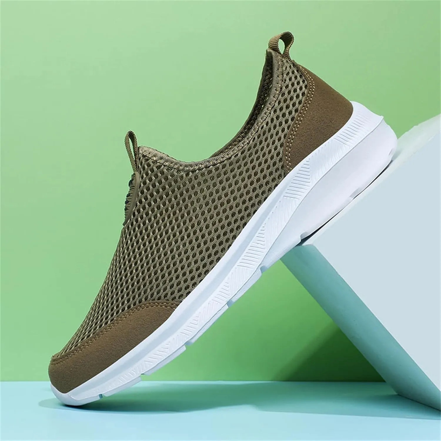 Fashion Lightweight Sneakers for Men Breathable Casual Comfortable Walking Sneaker Lightweight Minimalist Shoes