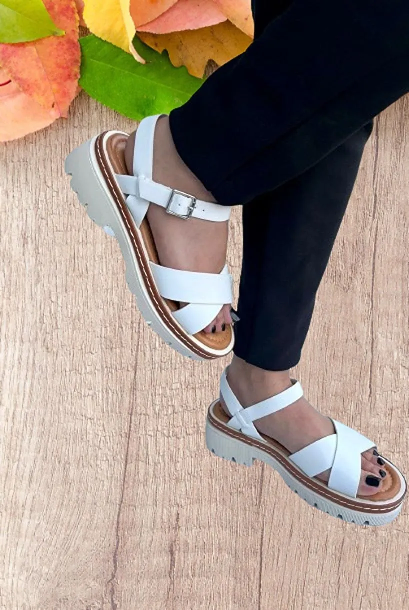 Forever Link Women's Chunky Heel Platform Sandals Lug Sole Open Toe with Buckle Ankle Strap, Black