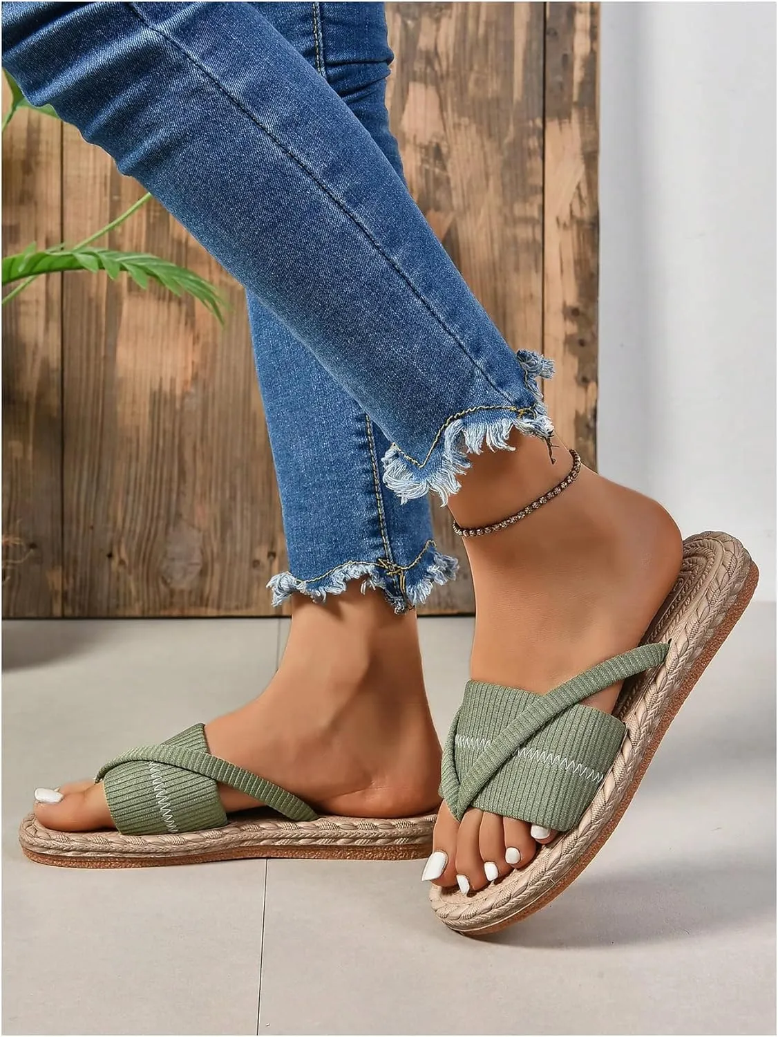 GORGLITTER Women's Open Toe Thong Dressy Sandals Summer Beach Flip Flops Trendy 2025 Slide Sandals