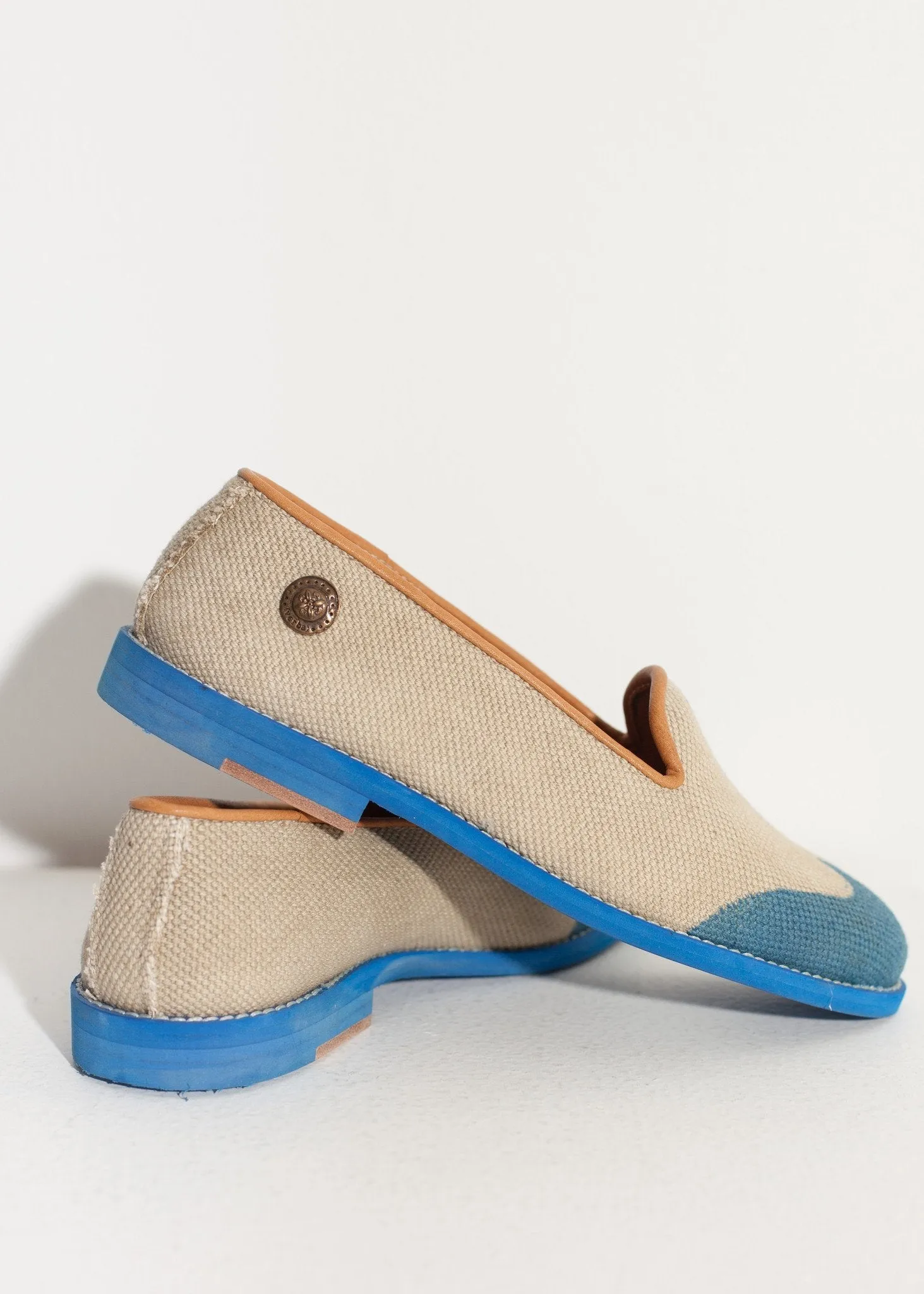 Intelligent Wingtip Practical Loafer Blue in