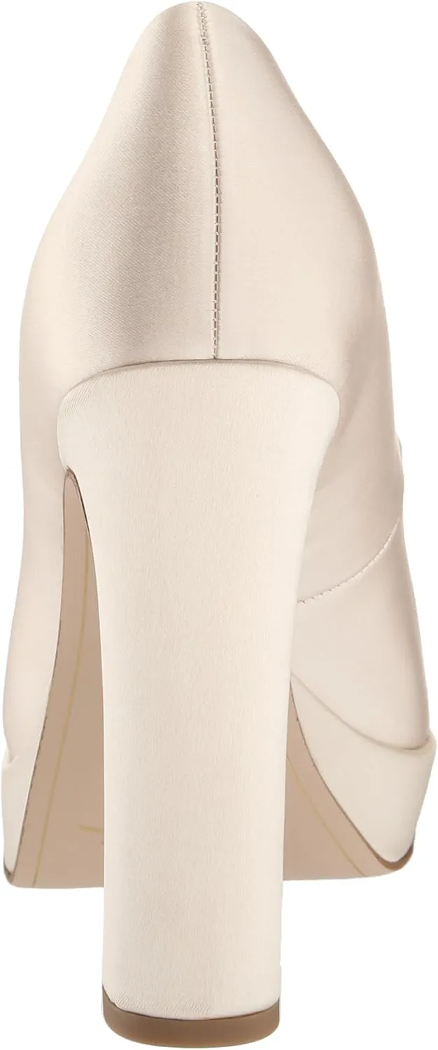 Jessica Simpson Women's Glynis Pointed Toe Platform Pump