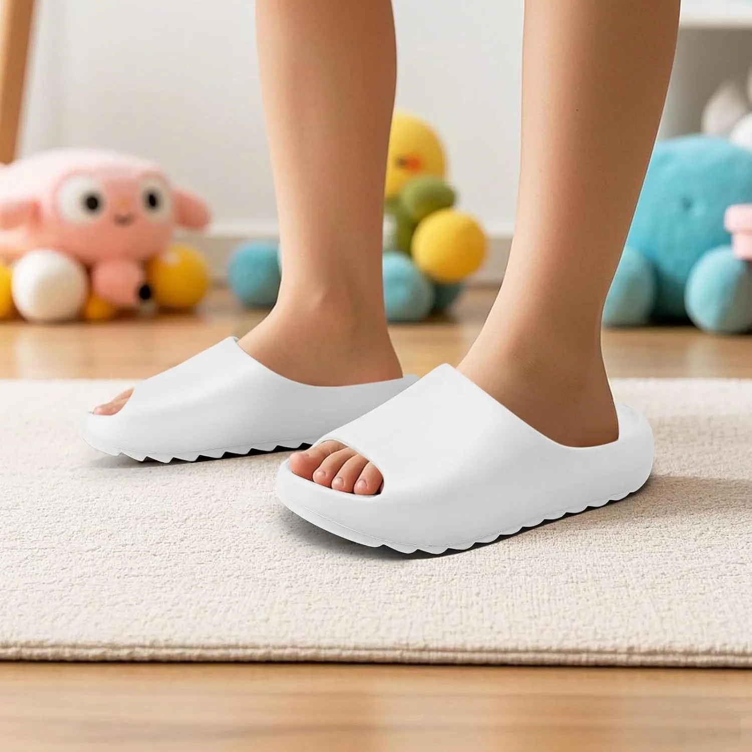 Kids Cloud Slides Slippers For Girls Boys,Pillow House Slippers Non-Slip Super Soft Quick Drying Shower Cushioned Slides Bathroom Thick Sole Sandals Indoor Outdoor Slippers