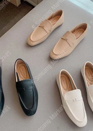 Luna H Loafer