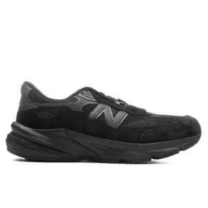 Made in USA 990v6 - Black/Black