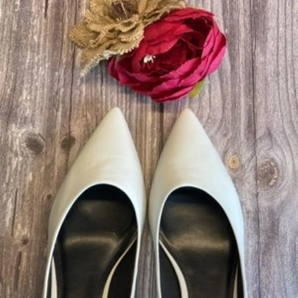 MARC FISHER Xanthe White Leather Kitten Heel Pump 9M