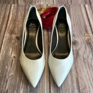 MARC FISHER Xanthe White Leather Kitten Heel Pump 9M