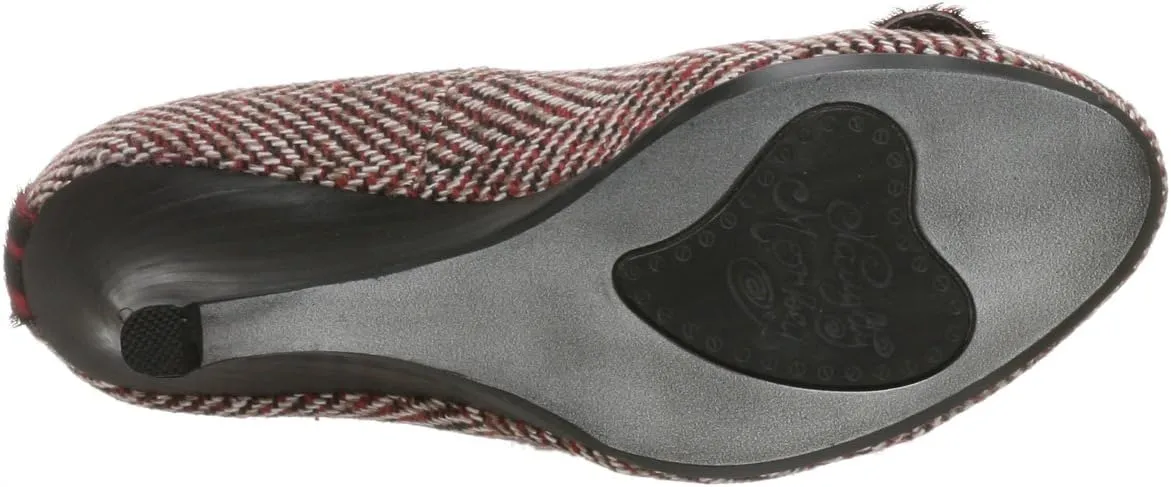 Naughty Monkey Women's Nip Tuck Wedge Pump