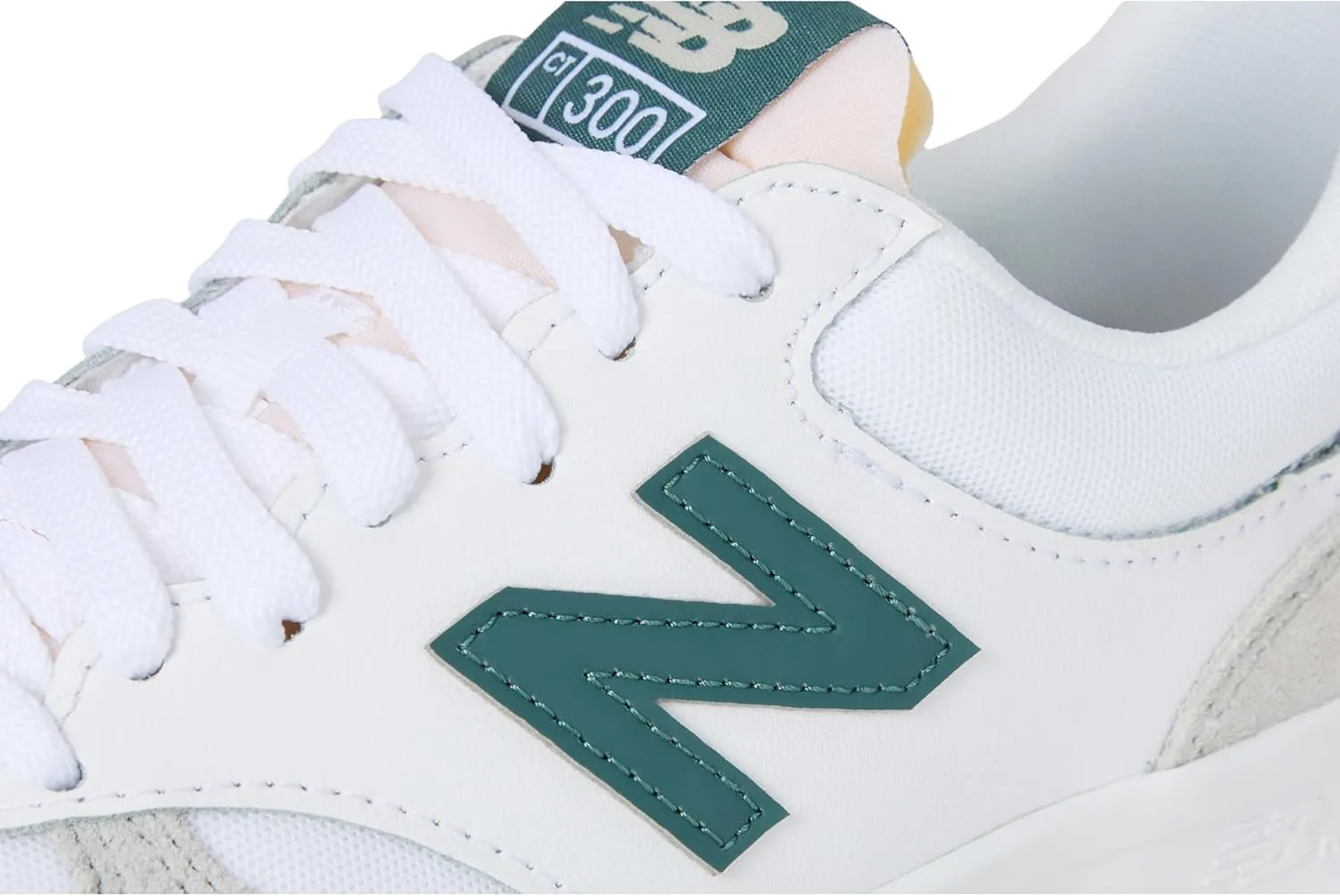 New Balance Men's CT300 V3 Court Sneaker