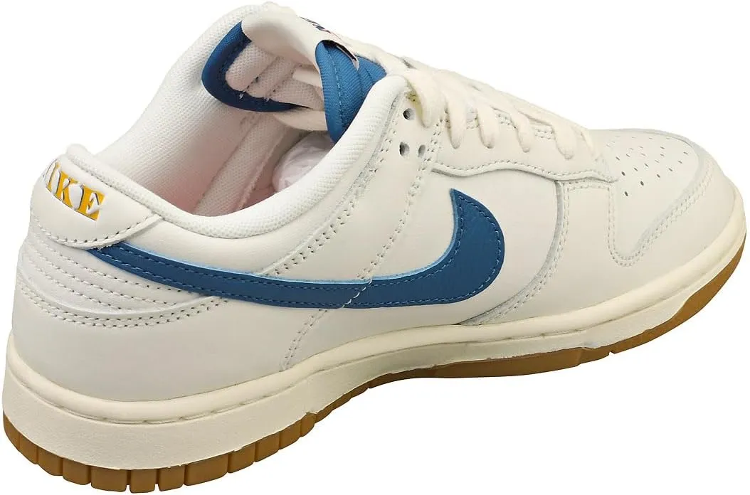 NIKE Men's Sneaker