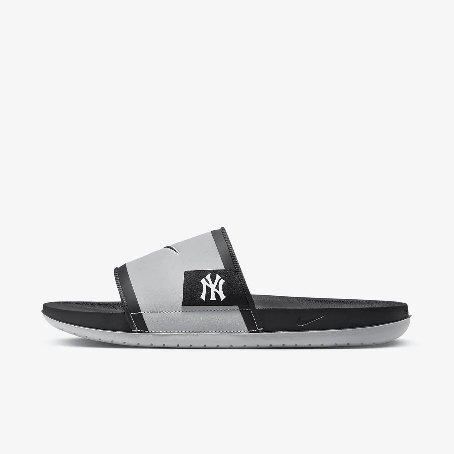 Nike Offcourt (New York Yankees) Offcourt Slides (FN4487-001, Wolf Grey/Dark Smoke Grey/Pitch Blue)