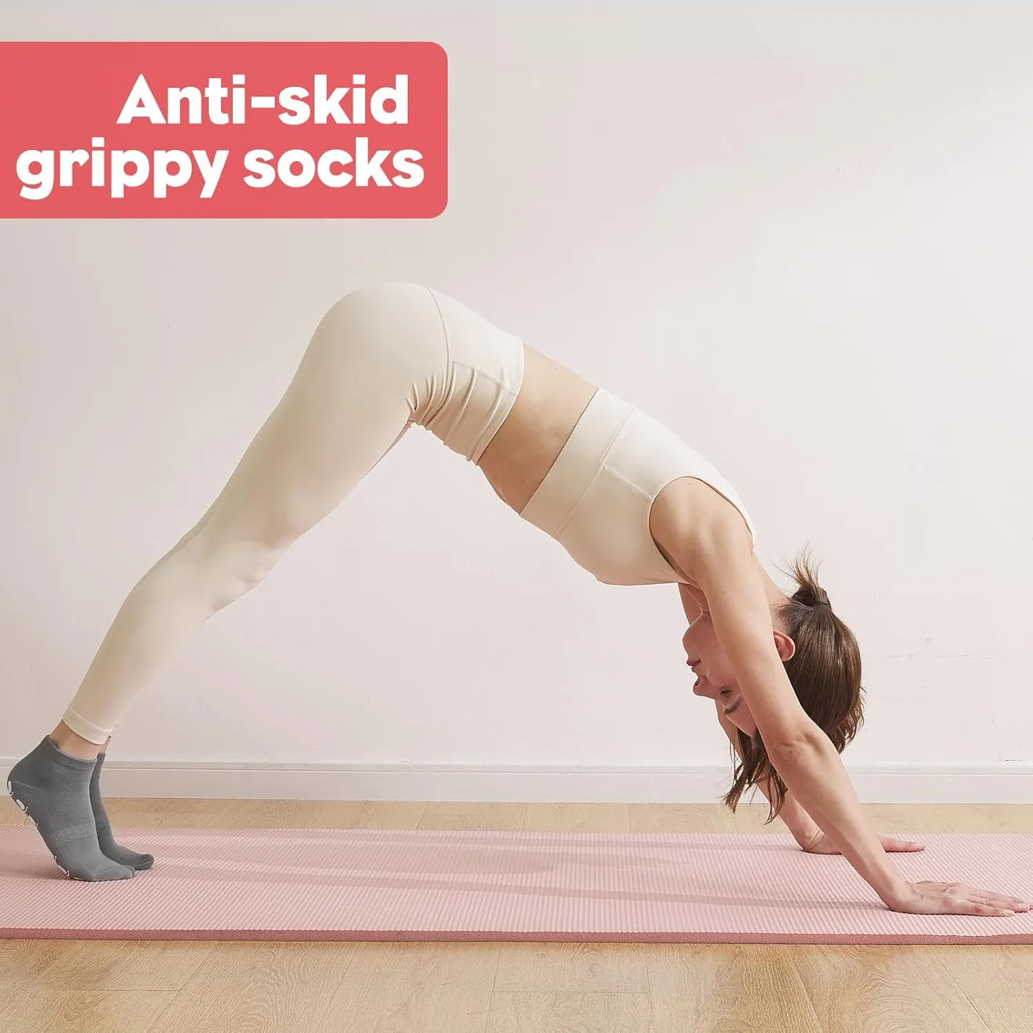 Pilates Socks with Grip for Women Non Slip Grippy Ankle Socks for Yoga Barre Hospital