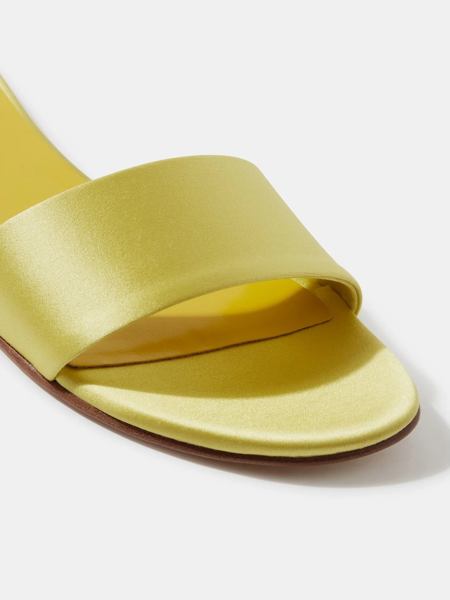 Pool Slide / Lime Satin