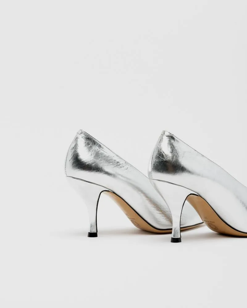 Pump in Silver