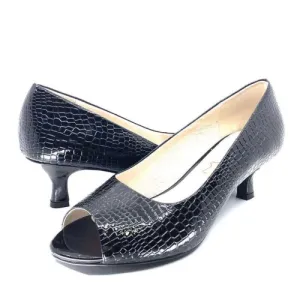 Scarletto's Braxton Kitten Heel Pump