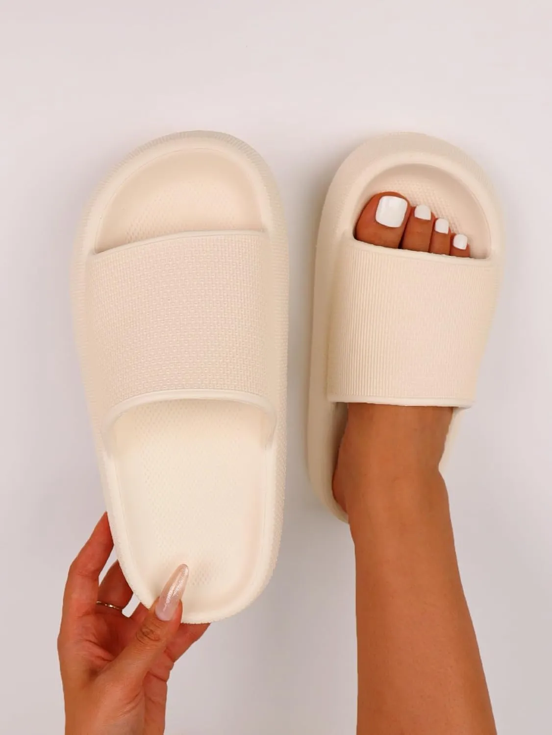 SEVENHILLDIAMONDS Thick Sole Slipper for Women and men - Pillow Slide - Indoor and Outdoor Sandal - Non Slip Slipper - Beach Slide - Quick Drying Sandal