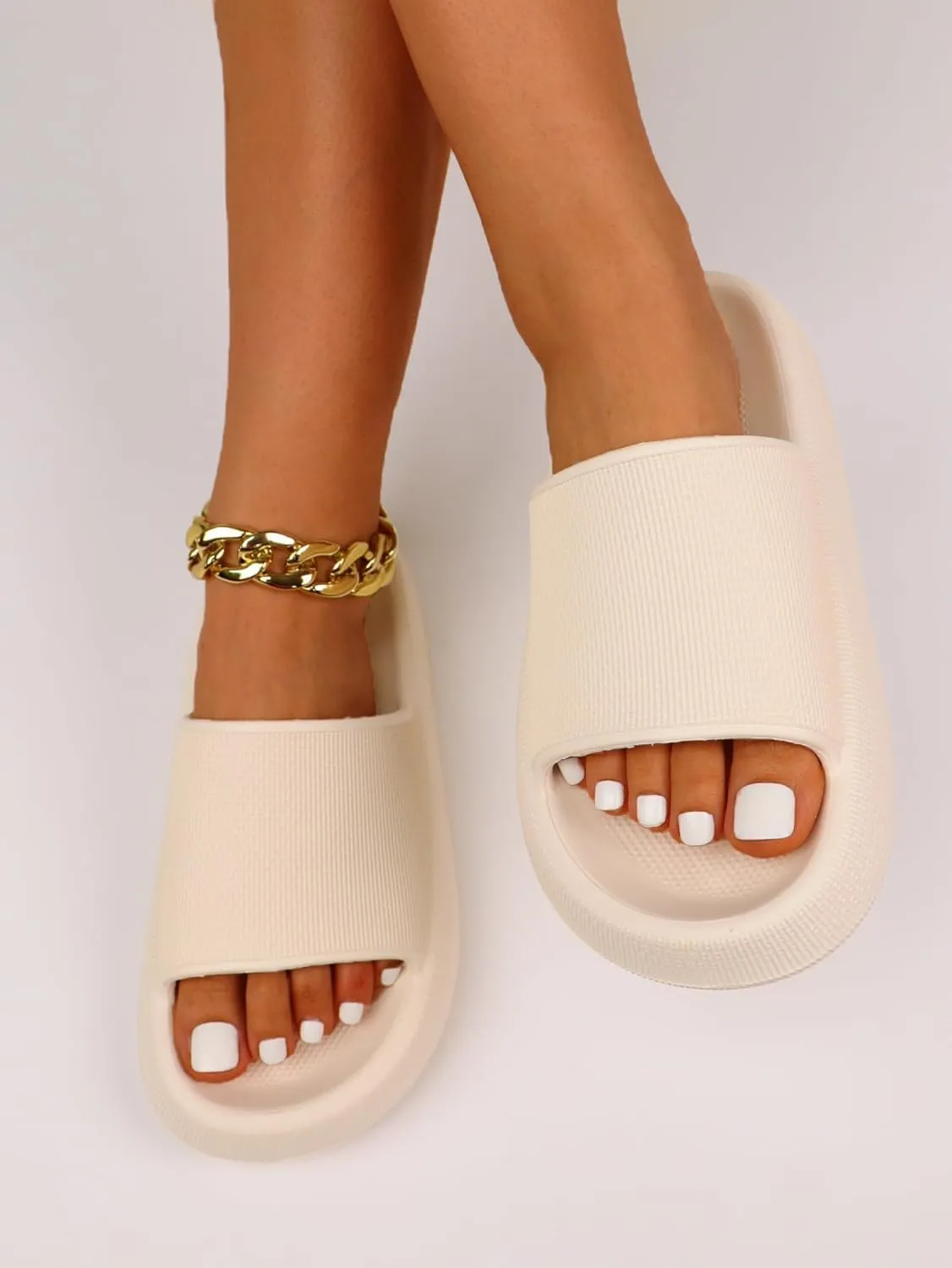 SEVENHILLDIAMONDS Thick Sole Slipper for Women and men - Pillow Slide - Indoor and Outdoor Sandal - Non Slip Slipper - Beach Slide - Quick Drying Sandal