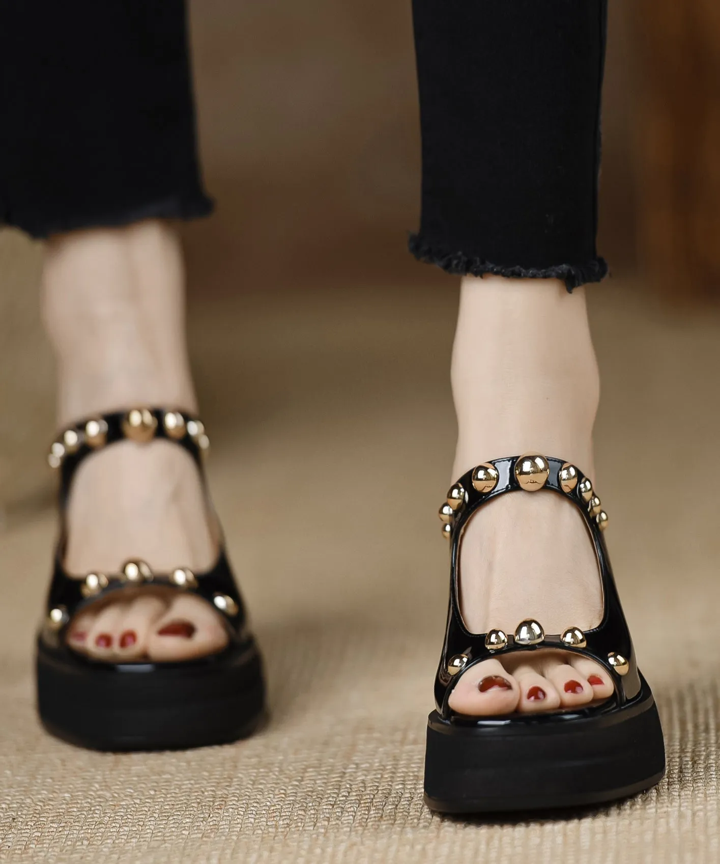 Stylish Rivet Splicing Chunky Heel Black Cowhide Leather Slide Sandals