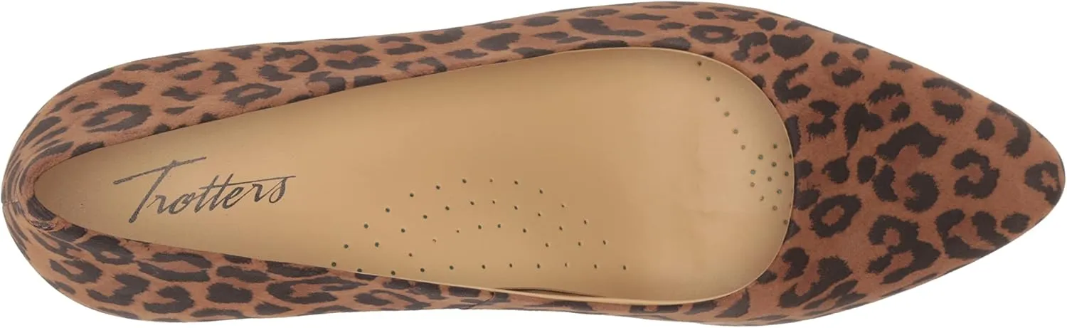 Trotters Women's Kiera Pump