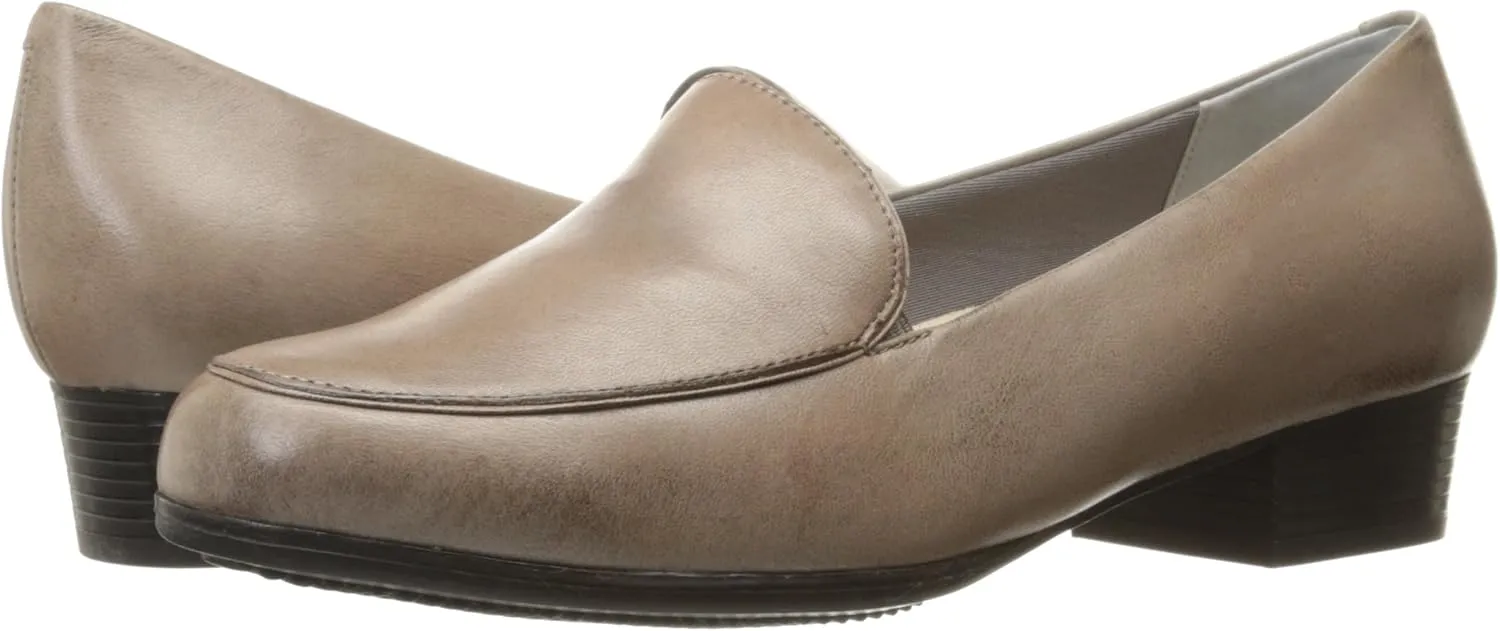 Trotters Women's Monarch Slip-On Loafer