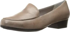 Trotters Women's Monarch Slip-On Loafer