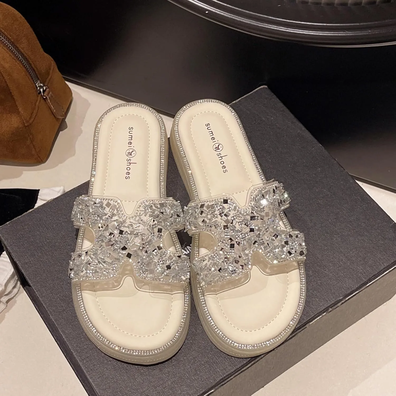 Women's Bling Slide Sandals with Non-Slip Sole Sparkling Straps & Light Cushion for Casual Summer Style