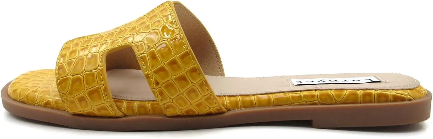 Women's Comfort Cushion Flat Sandal with Crocodile Pattern: Stylish Design Slide, Non-Slip Rubber Sole, Latex Insole for Comfort, Perfect for Parties, Gatherings, Casual Wear, Vacations, and Beach Days