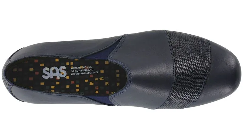 Women's Nora Slip On Loafer in Navy