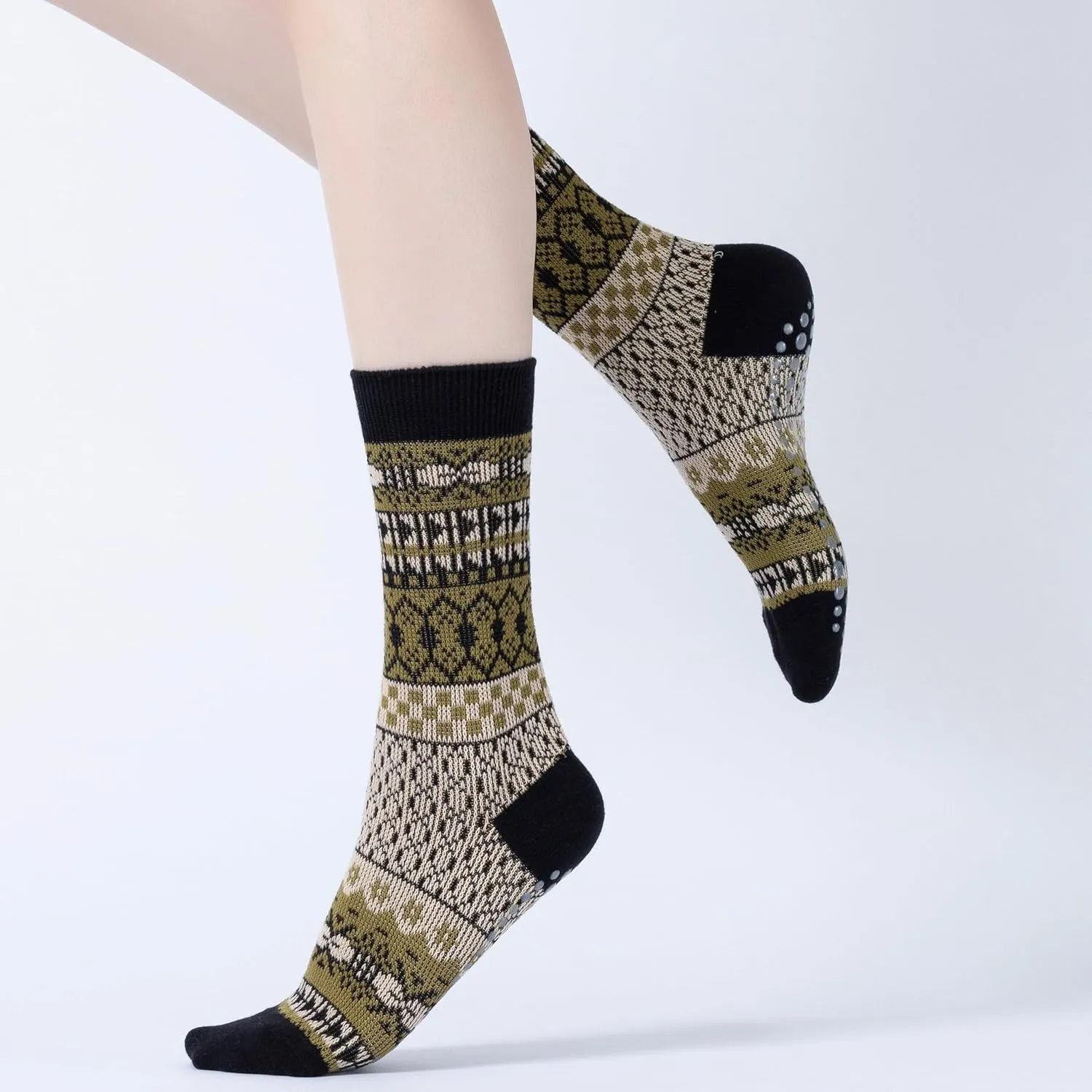 Yoga Pilates Socks with Grips for Women Knit Patterned Non Slip Cushioned Crew Socks for Barre Ballet Dance